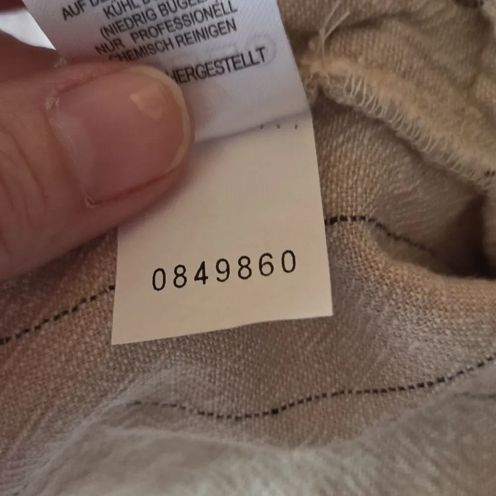 N/A these beige
